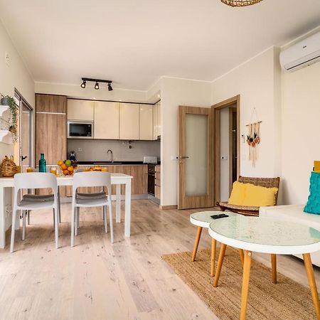 Sunny Brand New 2-Bedroom Apt - 500M From Praia Da Rocha With Ac And Pool! Портіман Екстер'єр фото