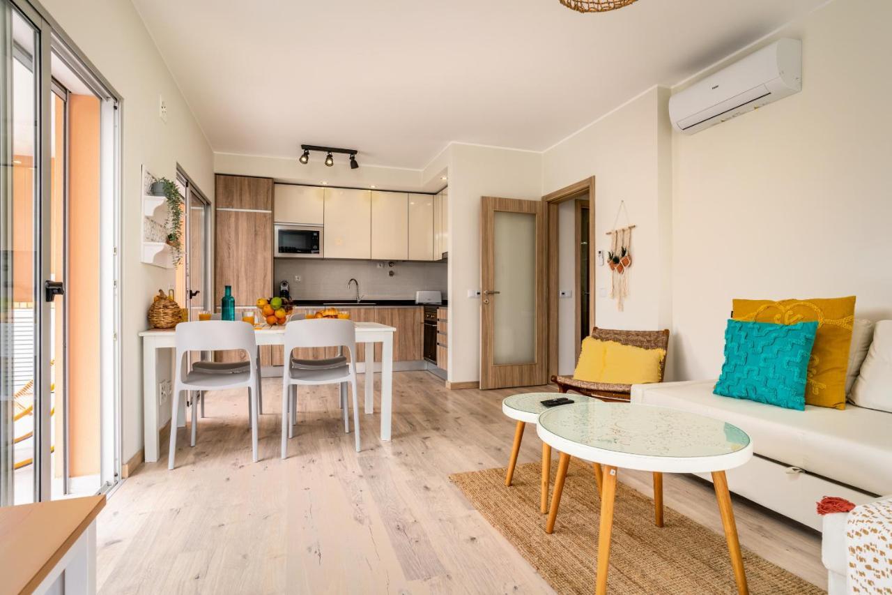 Sunny Brand New 2-Bedroom Apt - 500M From Praia Da Rocha With Ac And Pool! Портіман Екстер'єр фото